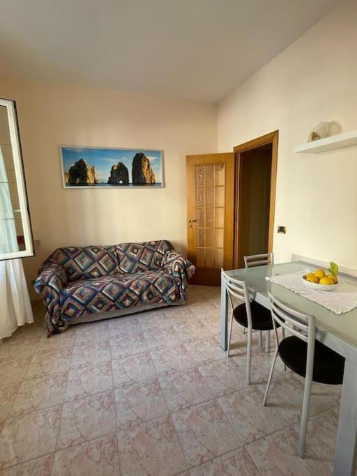 Appartamento 10 M Dal Mare Casa Da Zia Lena Maiori Dış mekan fotoğraf